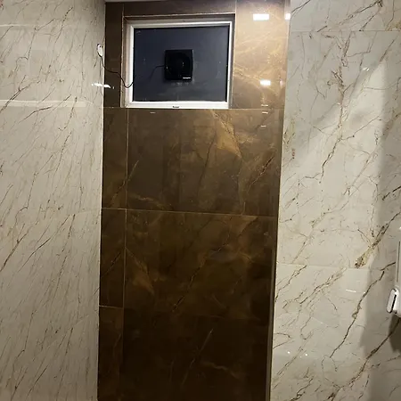 Roomquet Comfort Inn Prayagraj Exterior photo